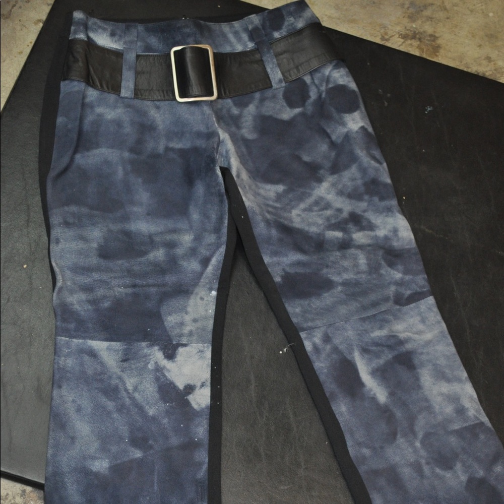 Isabel leather and black Lycra pant